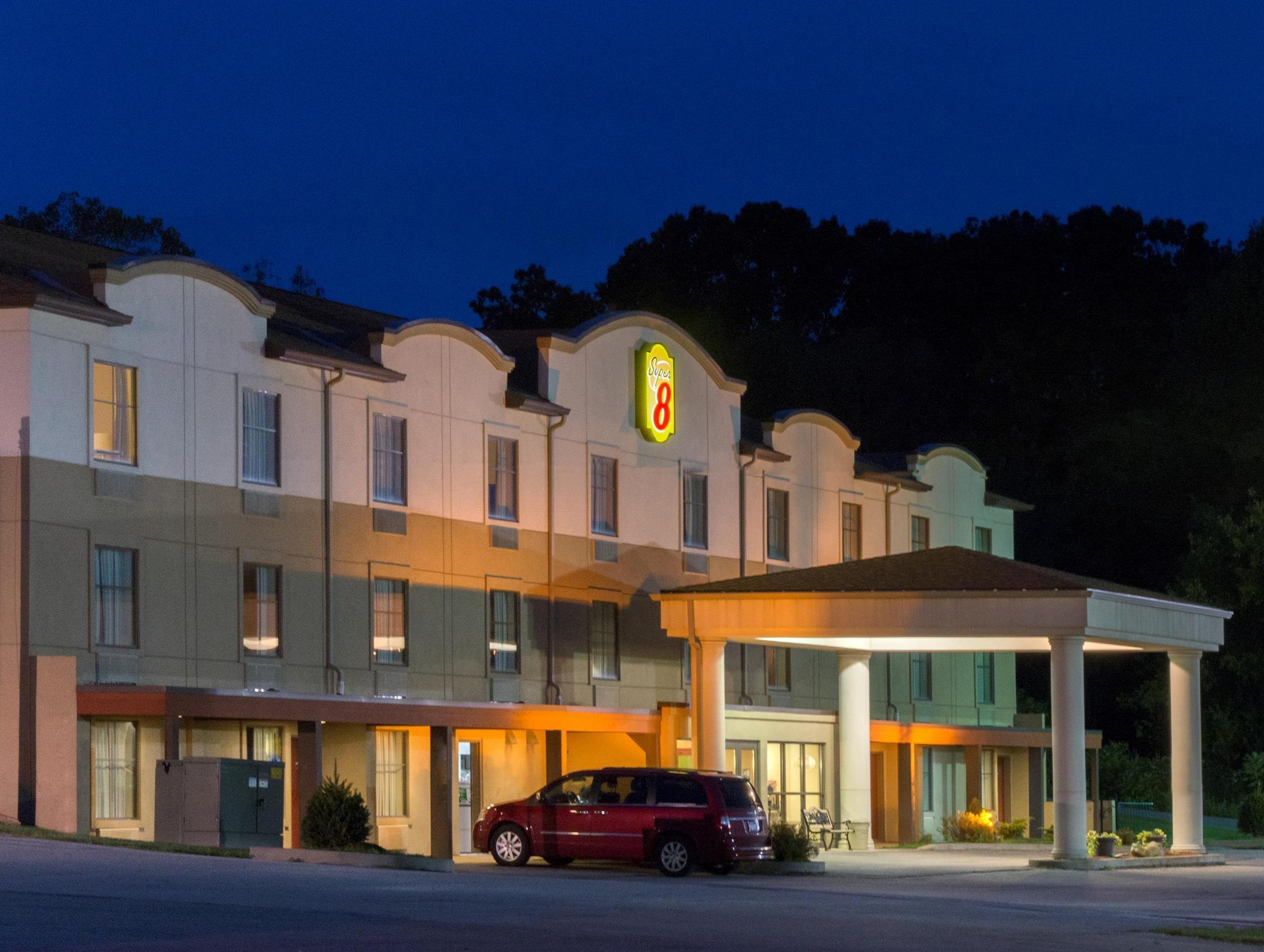 Super 8 By Wyndham Beaver Falls Exteriér fotografie